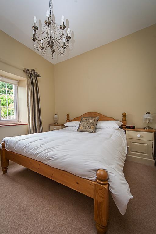 Stoodleigh Court Coach House Bed & Breakfast Tiverton  Eksteriør bilde