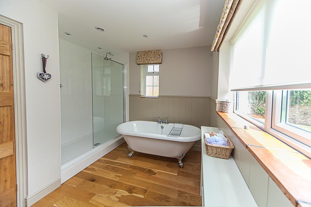 Stoodleigh Court Coach House Bed & Breakfast Tiverton  Eksteriør bilde